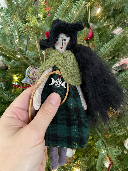 The Laurel Witch Wheel of the Year Art Doll - Yule Little Witch 4